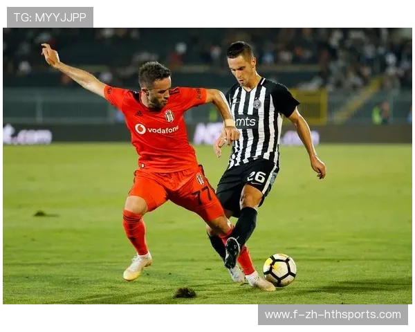 反越位单刀推进冷静收尾改写比分，足球赛场的致命一击